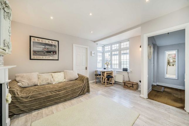 60, Wood Road, Shepperton photo 2