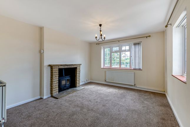 White House, Sandridgebury Lane, St. Albans photo 2