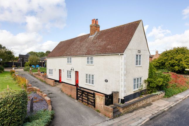 Granary Cottage, 56, High Street, Stevenage photo 2