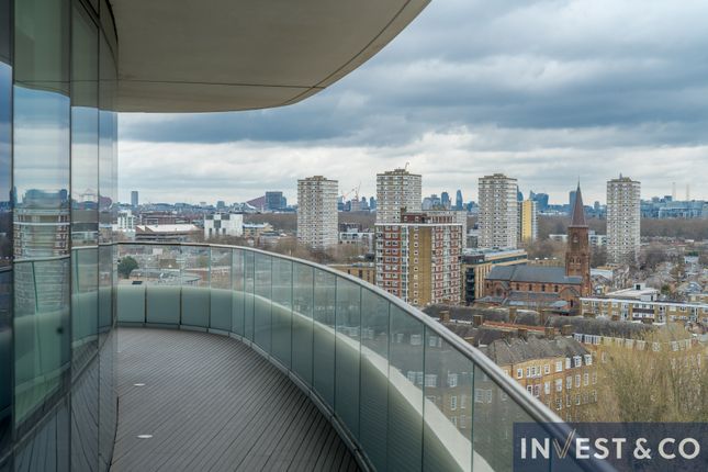 Flat for sale in Lombard Road, London