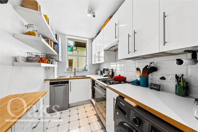 Flat 1, 301, Norwood Road, London photo 4