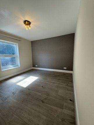 7, Moorland Road, London photo 5