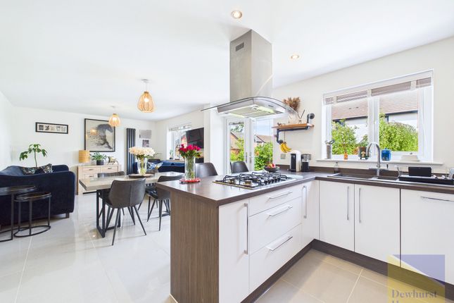 10, Midchapel Road, Goosnargh photo 3