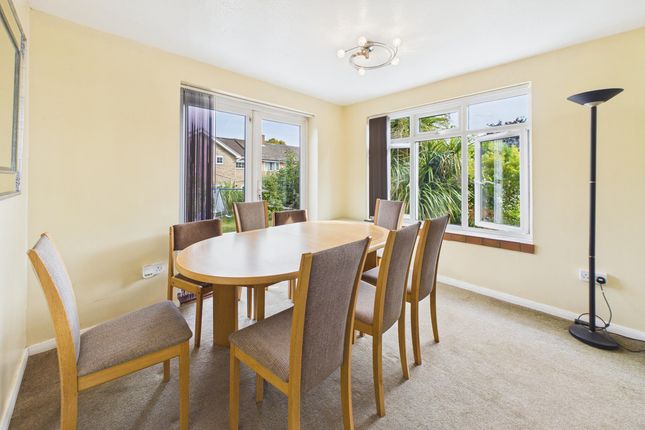 Cosy Corner, 126, Gadebridge Road, Hemel Hempstead photo 4