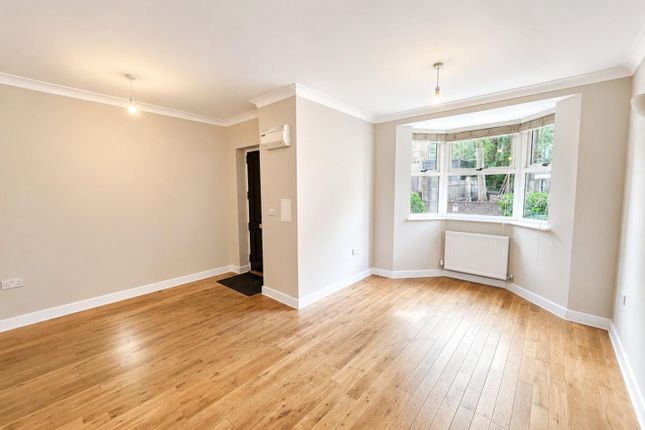 5 Limewood Mews, Lullington Road, London photo 4