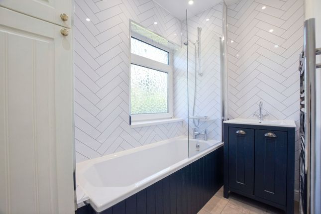 22 Sidmouth Road, Gateshead photo 4