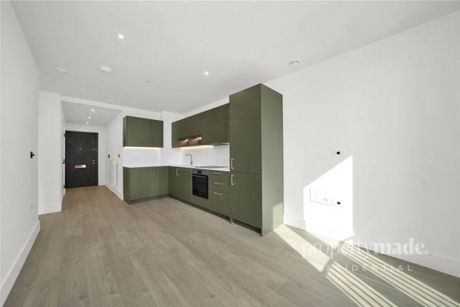 Apartment 506,, Redwood Tower, London photo 3