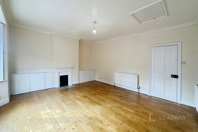 303, High Town Road, Bedfordshire photo 5
