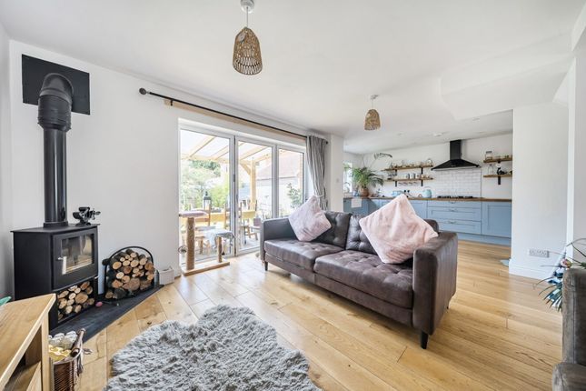 28 Pinsent Avenue, Bedford photo 3