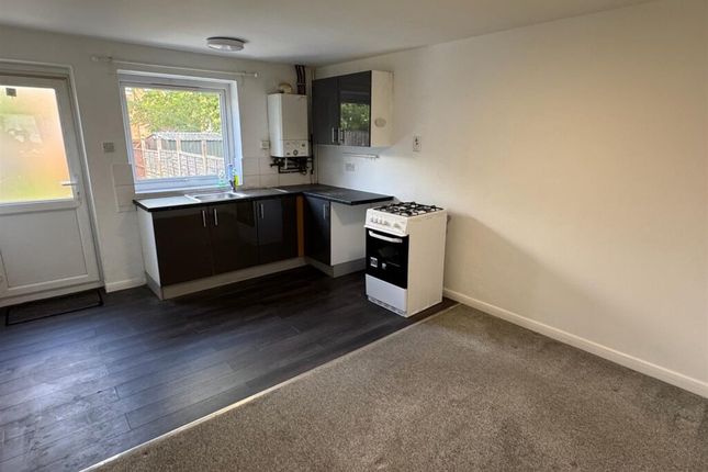 38, Campion Walk, Leicester photo 3