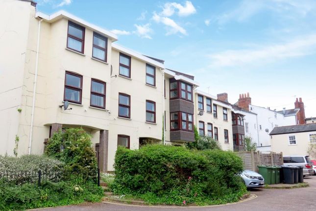 Flat to rent in Holloway Street, Exeter