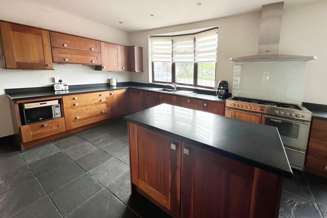 Detached house for sale in 204 Ashby Road, Hinckley