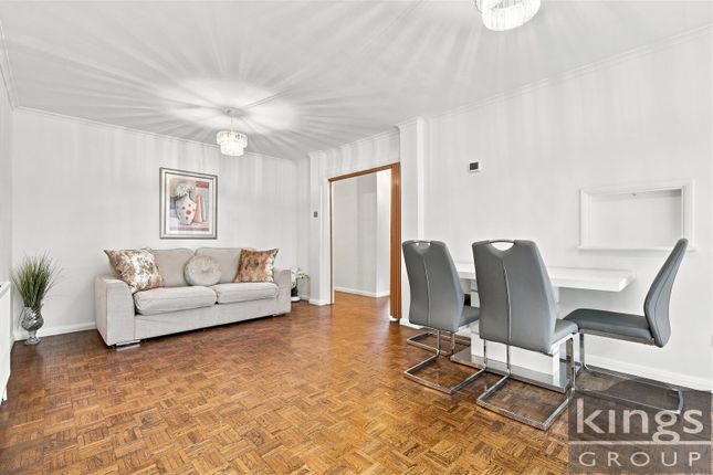 4 Hamlet Court, 23, Village Road, Enfield photo 2