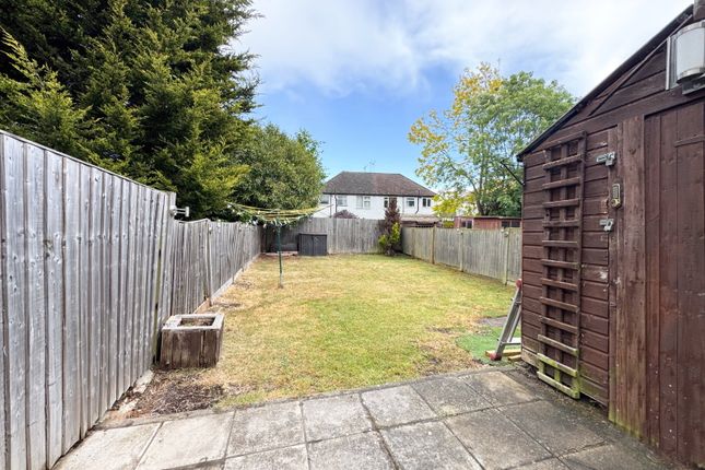 31, Robinhood Green, Orpington photo 4
