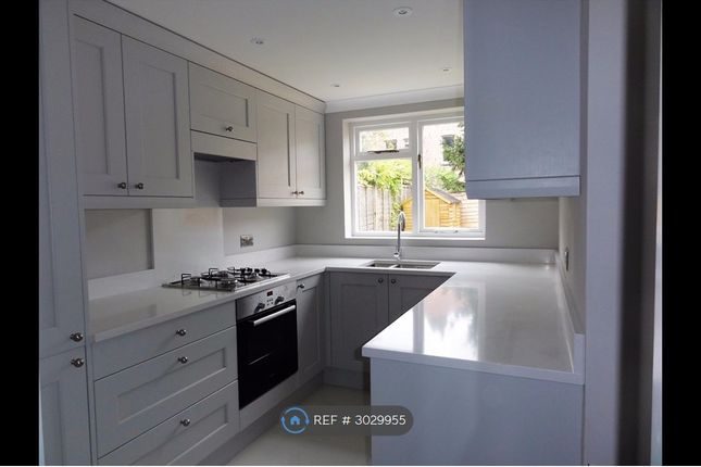Lower Mortlake Road, Richmond photo 4