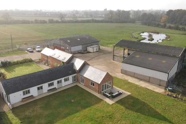 Thumbnail Barn conversion for sale in Leicester Road, Lutterworth, Leicestershire