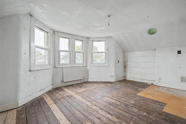 17 Flat C, St. Saviour's Road, London photo 3