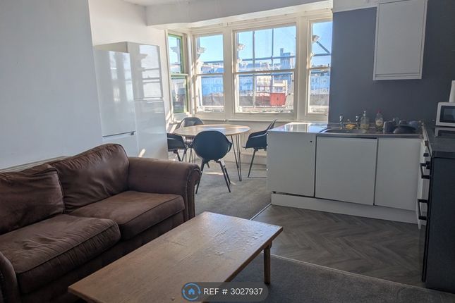 Flat, Warrior Square, St Leonards-On-Sea photo 3