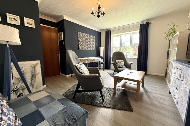 20, Oak Green, Markfield photo 5