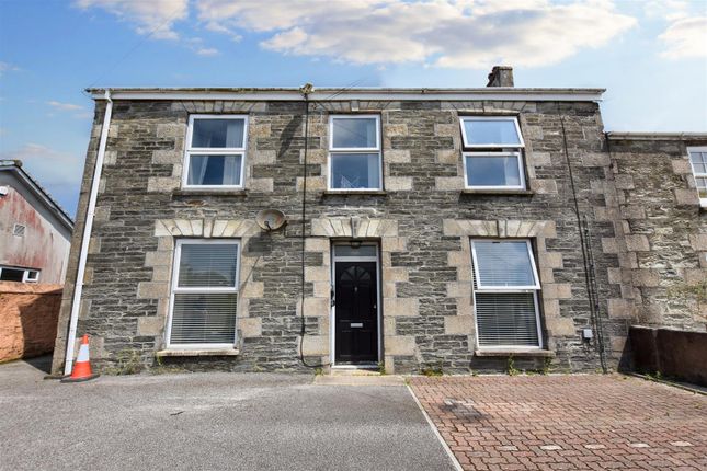 Thumbnail Flat for sale in Foundry Row, Redruth