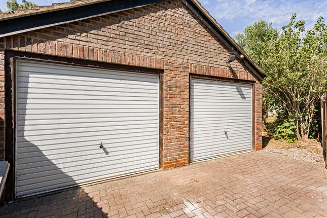 1, Wynchlands Crescent, St. Albans photo 4