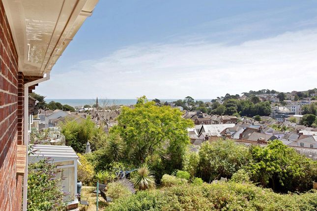 9 Longlands, Dawlish photo 4