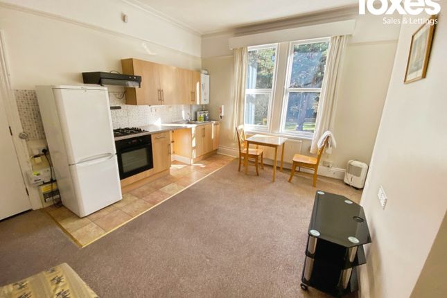 Flat 2, 7 Spencer Road, Dorset photo 3