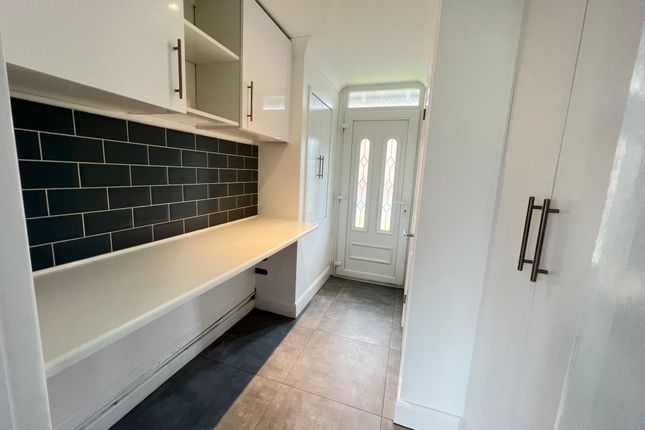 39, Altham Grove, HARLOW photo 3