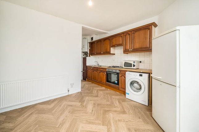 472, Muswell Hill Broadway, London photo 4