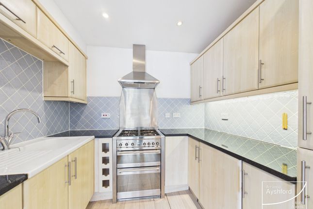Flat 1, Bosuns Point, Paignton photo 4