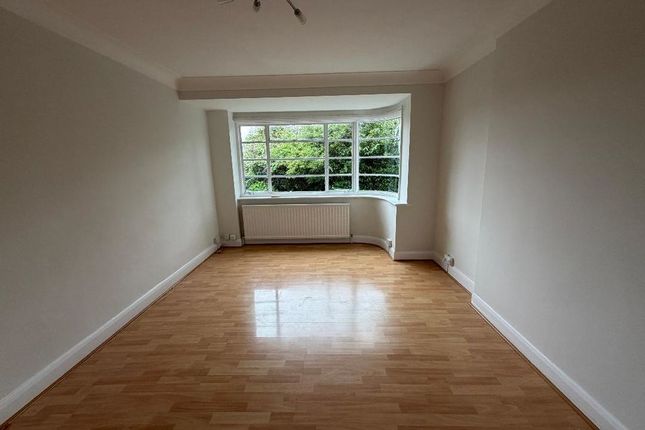 13, Capel Gardens, Pinner photo 4