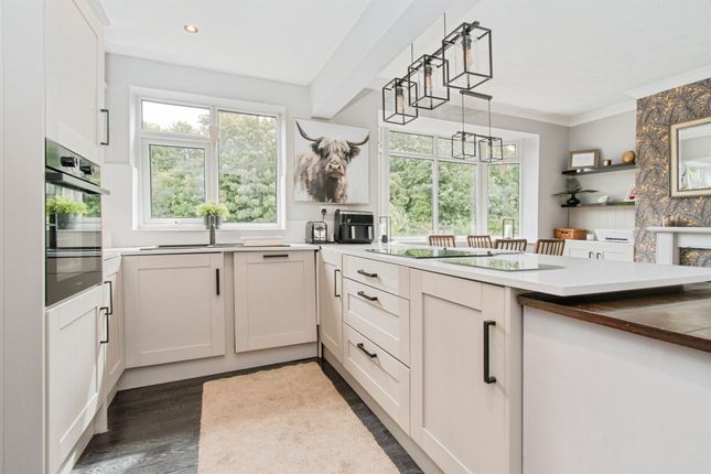 40, Ferrybridge Road, Pontefract photo 3