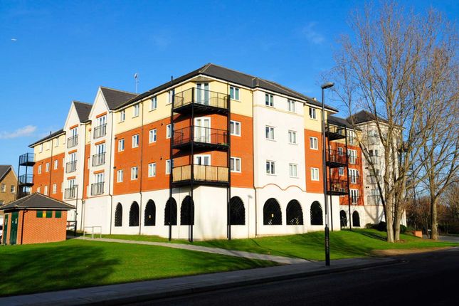 Flat for sale in Pettacre Close, Thamesmead West