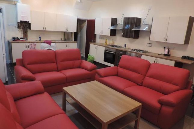 9 Bedroom Terraced For Rent