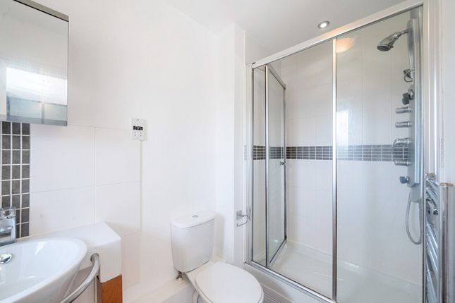 8, Maypole Close, Birmingham photo 4