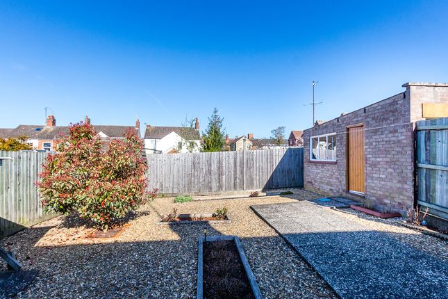 3, South Close, Rushden photo 4