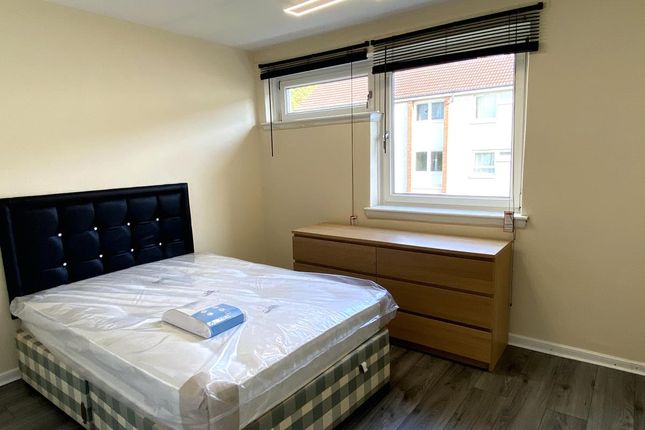 Flat to rent in Maxwell Grove, Glasgow