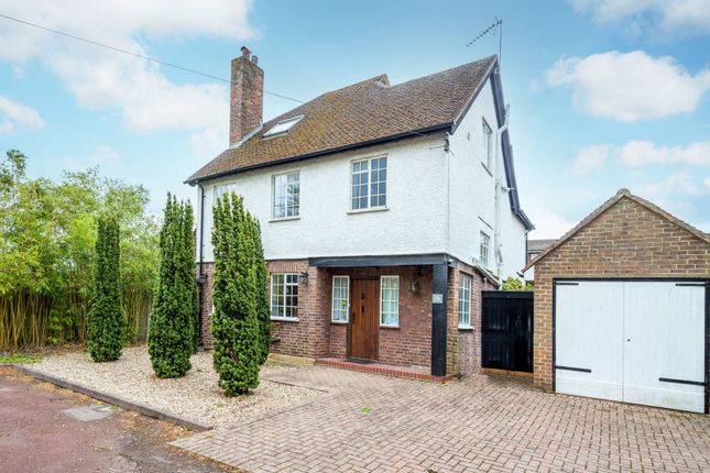 Thumbnail Detached house to rent in London Road, Guildford
