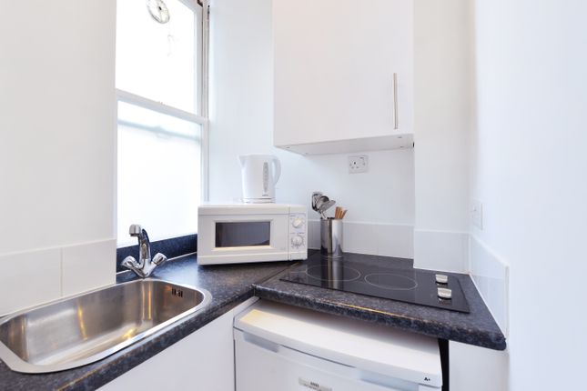39, Hill Street, London photo 4