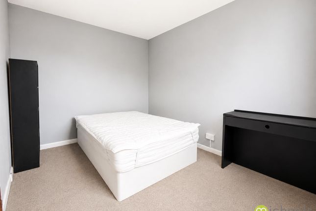 116, Hawthorn Avenue, Colchester photo 5
