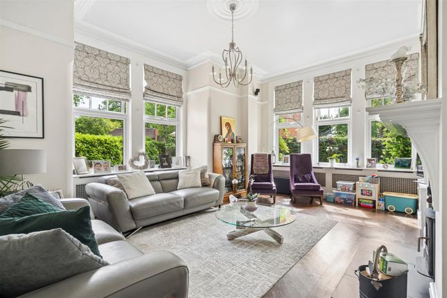 Beechcroft, Shire Lane, Chorleywood photo 4