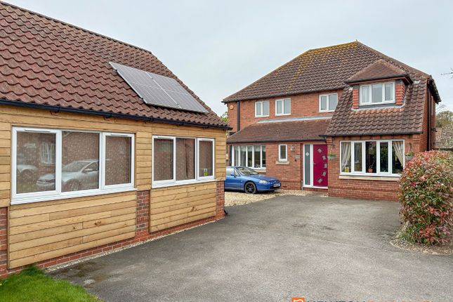 Thumbnail Detached house for sale in Manor House Drive, North Muskham, Newark