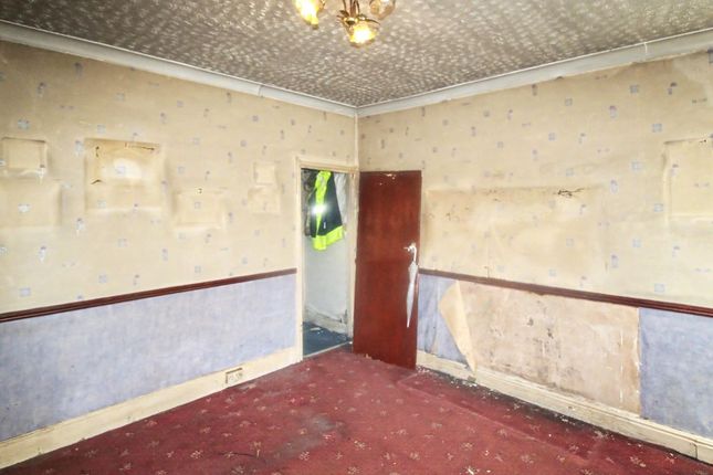 6, School Street, Dewsbury photo 4