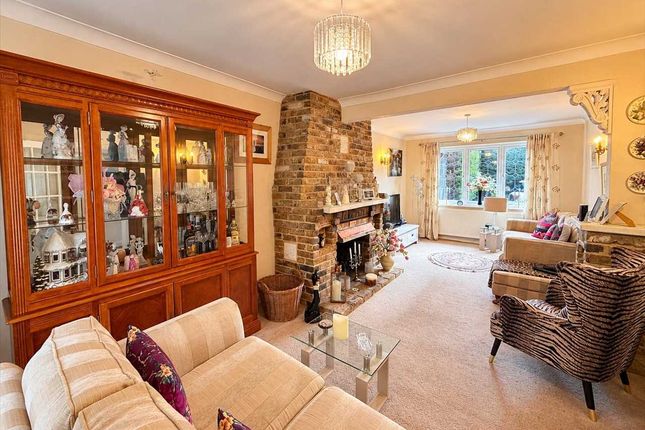 78, Frinton Road, Kirby Cross photo 3