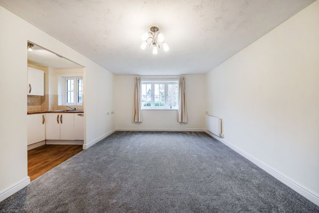 Flat 25, Hutchings Lodge,, High Street, Hertfordshire photo 3