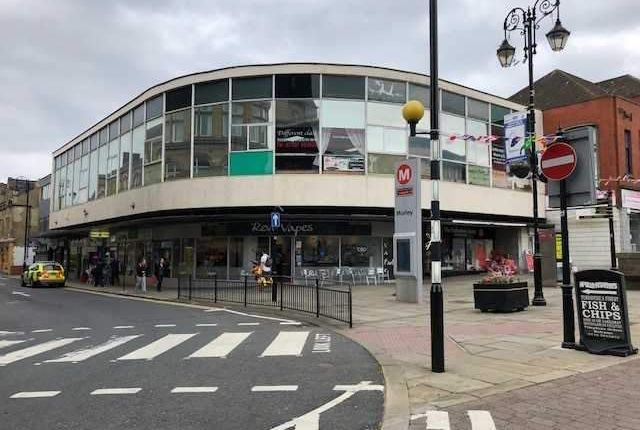 Queen Street, Morley, Leeds LS27 Commercial Properties to Let