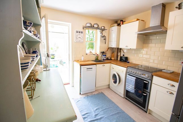 8, Delta Court, Frome photo 4
