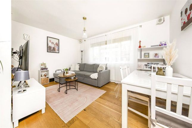 26,, Churchview Court, Twickenham photo 4