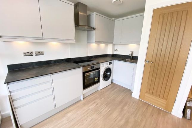25, Spectrum House, Woking photo 2