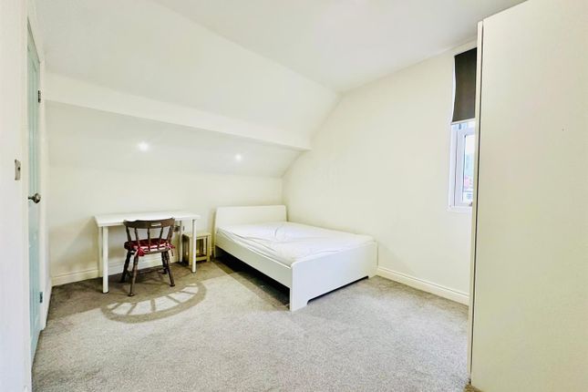 Whatsapp Image 2024-10-07 At 09.52.21.Jpeg